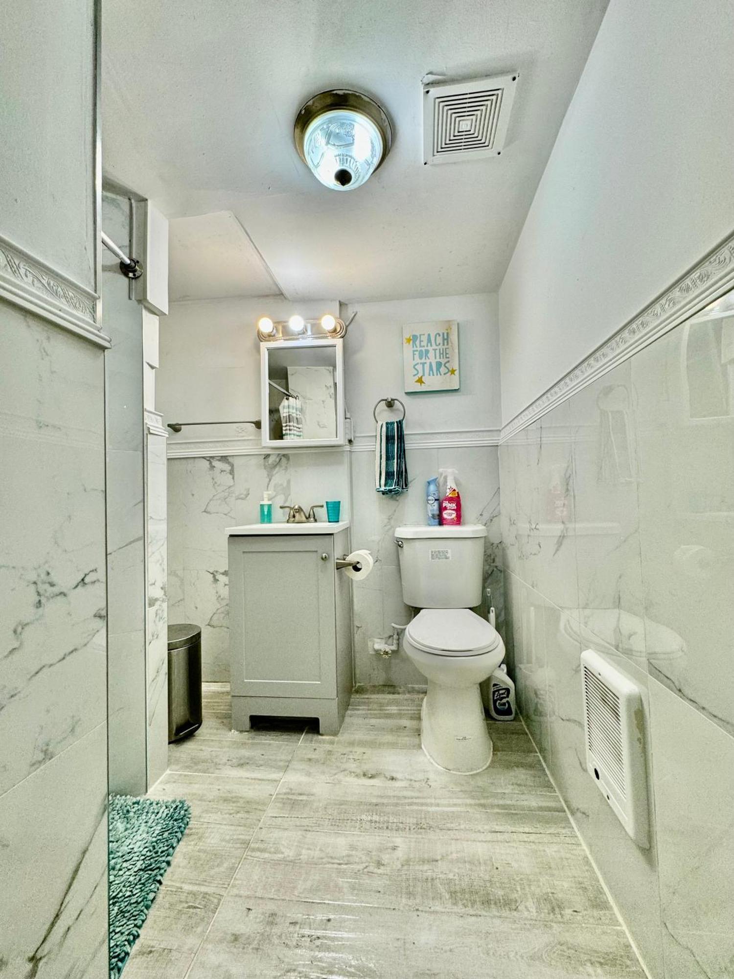 Cozy Private Room With Shared Bathroom On The 1St Floor - Conveniently Located Near Seatac Airport And Downtown Seattle Buitenkant foto