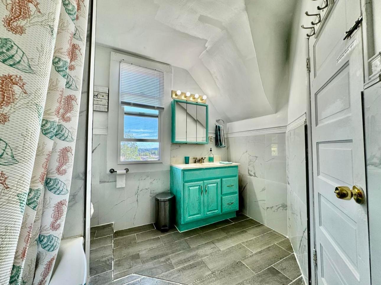 Cozy Private Room With Shared Bathroom On The 1St Floor - Conveniently Located Near Seatac Airport And Downtown Seattle Buitenkant foto